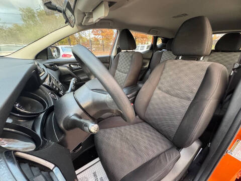 2017 Nissan Rogue Sport SV