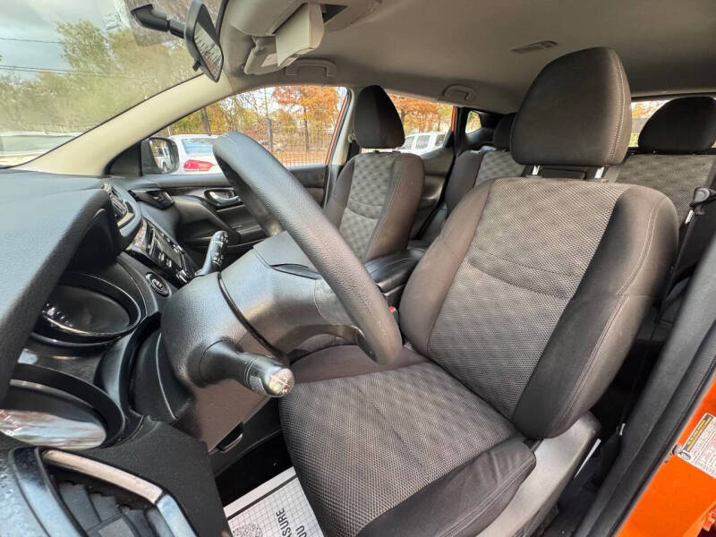 2017 Nissan Rogue Sport SV