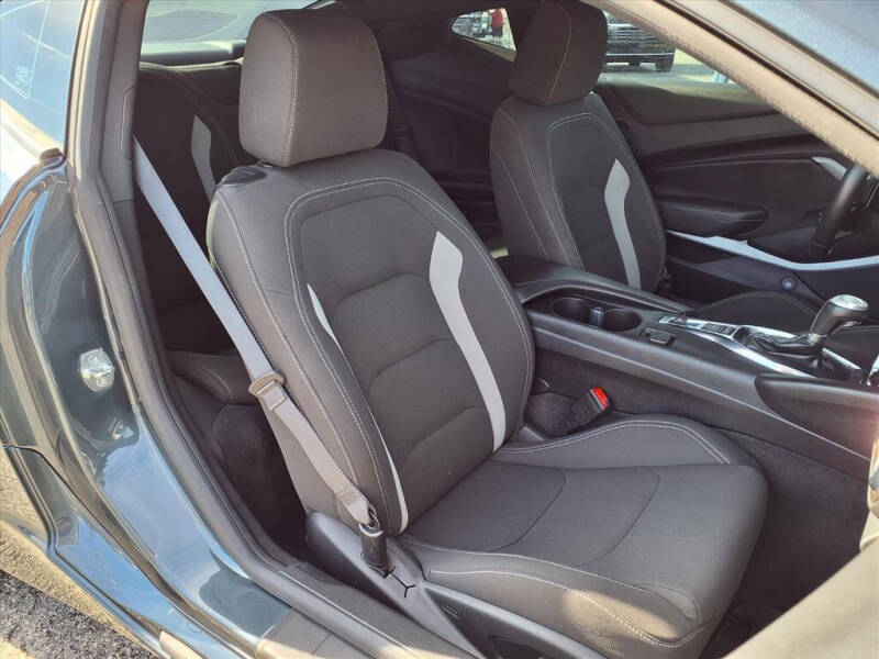 2019 Chevrolet Camaro LS