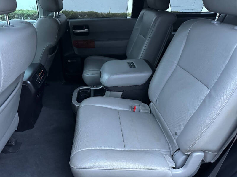 2019 Toyota Sequoia Platinum