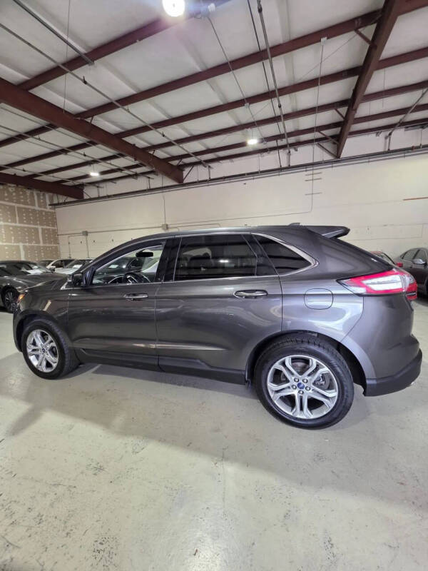 2017 Ford Edge Titanium