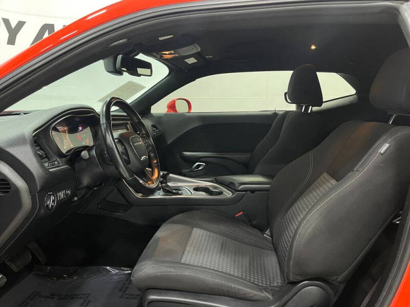 2022 Dodge Challenger SXT