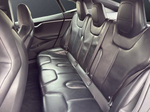 2015 Tesla Model S 85D