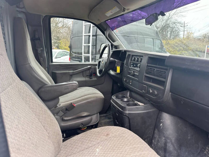 2017 Chevrolet Express 3500