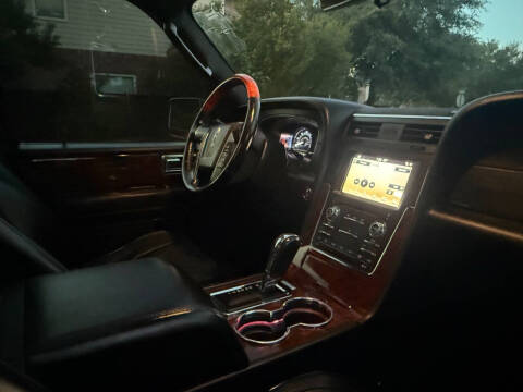 2017 Lincoln Navigator Select