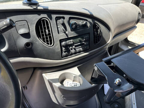 1999 Ford E-Series E-450 SD