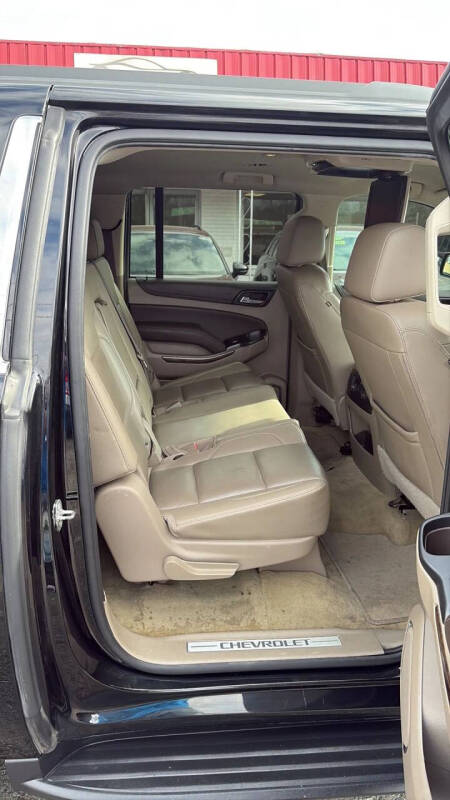 2017 Chevrolet Suburban LT