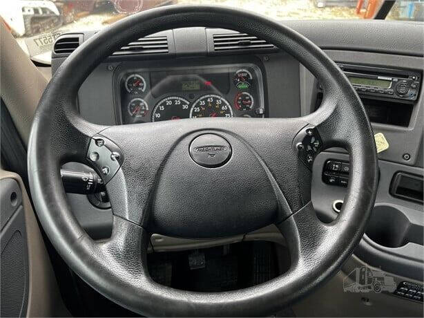 2014 Freightliner Cascadia