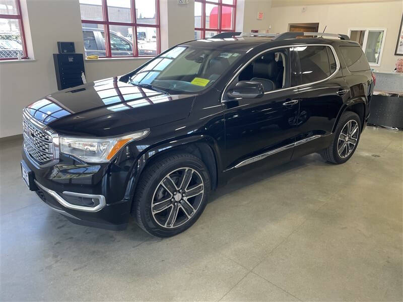 2017 GMC Acadia Denali