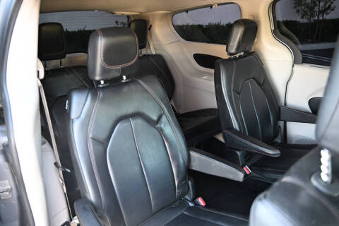 2019 Chrysler Pacifica Touring L