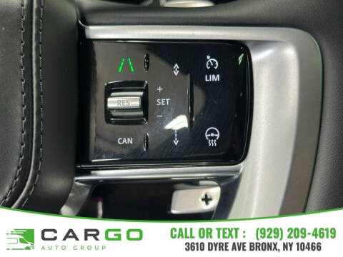 2025 Land Rover Range Rover P400 SE LWB