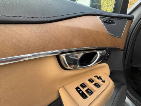 2016 Volvo XC90 T6 Inscription