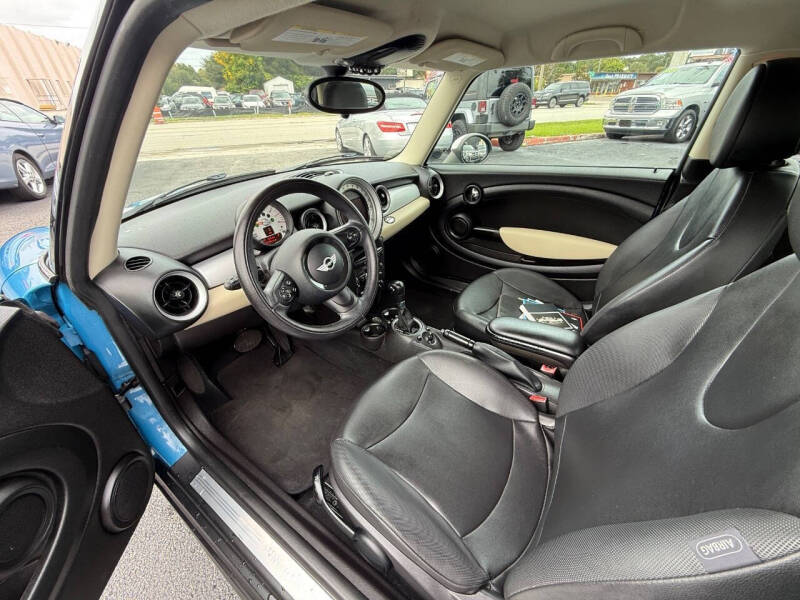 2013 MINI Hardtop Cooper