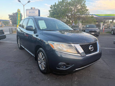 2015 Nissan Pathfinder S