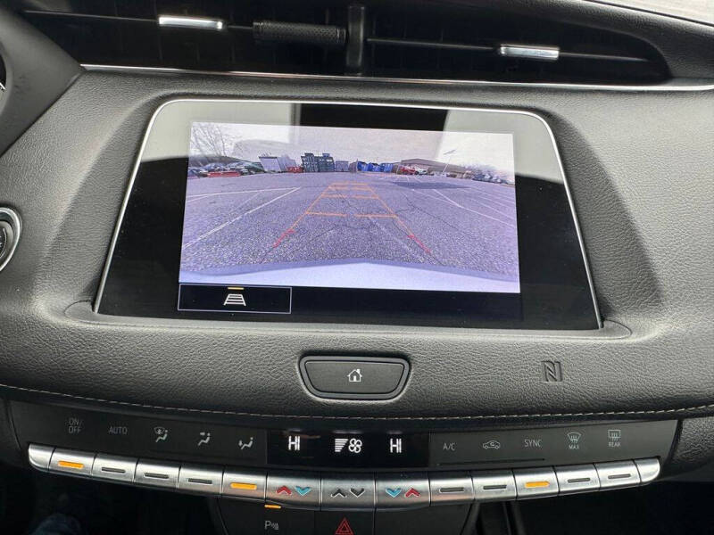 2021 Cadillac XT4 Premium Luxury