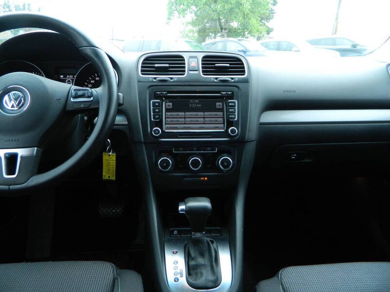 2011 Volkswagen Golf TDI