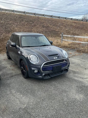 2015 MINI Hardtop 2 Door for sale at Route 102 Auto Sales  and Service - Route 102 Auto Sales and Service in Lee MA