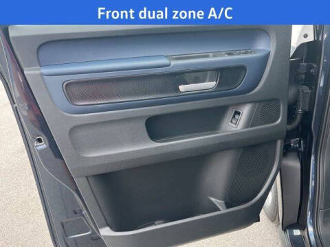 2025 Volkswagen ID. Buzz Pro S Plus