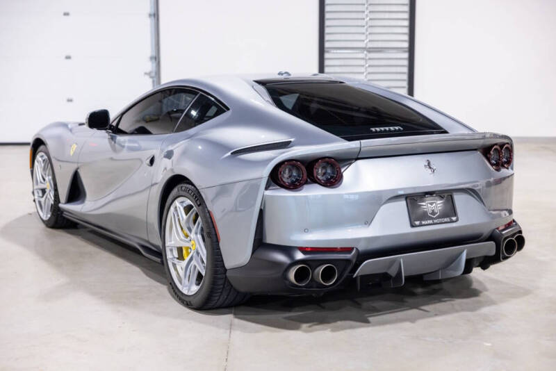 2019 Ferrari 812 Superfast