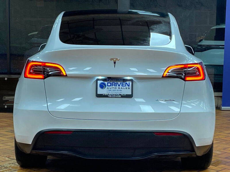 2024 Tesla Model Y Long Range