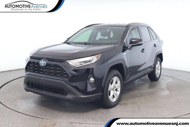 2021 Toyota RAV4 Hybrid XLE