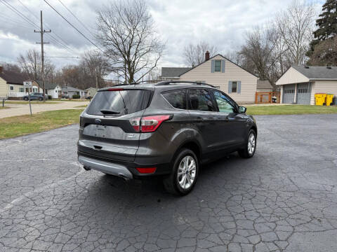 2017 Ford Escape SE