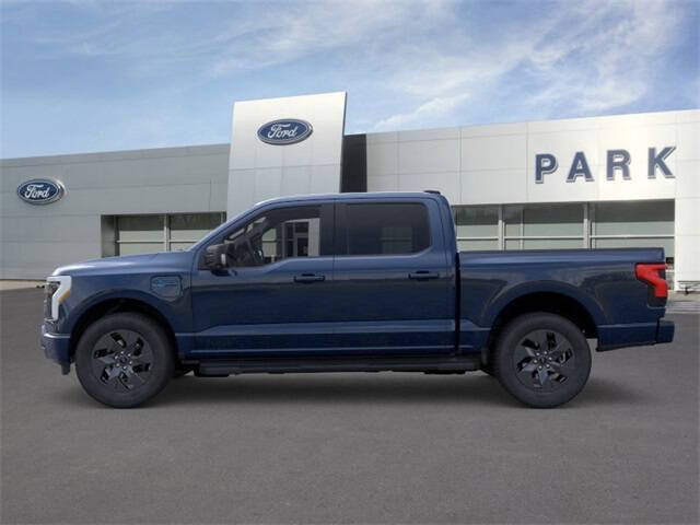 2025 Ford F-150 Lightning Flash