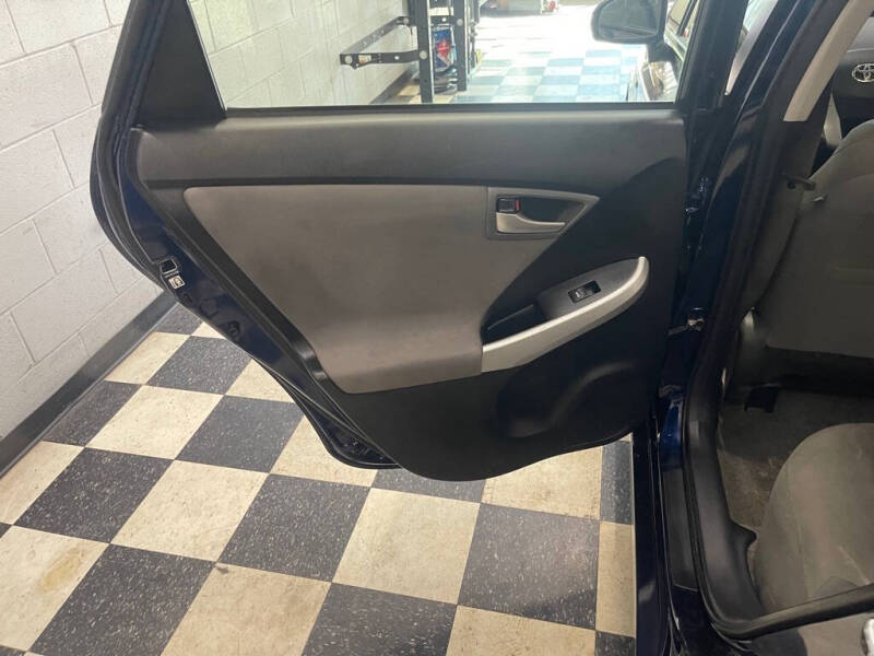 2015 Toyota Prius Three