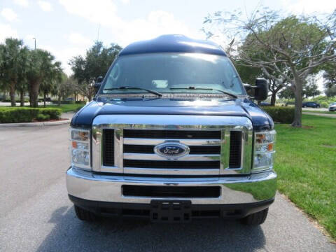 2011 Ford E-Series E-350 SD XLT
