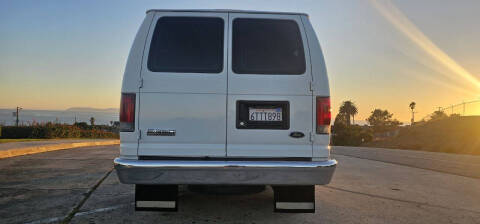 2012 Ford E-Series E-350 SD XLT