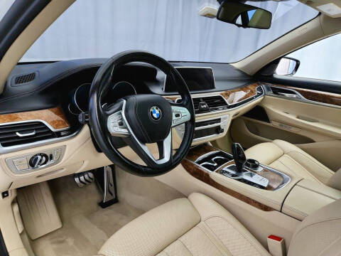 2018 BMW 7 Series 740e xDrive iPerformance