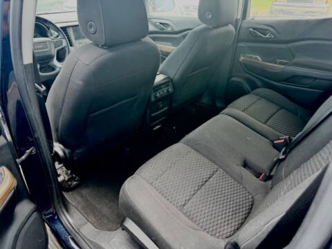2017 GMC Acadia SLE-1