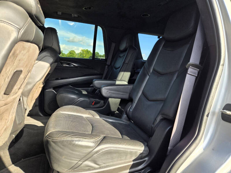 2016 Cadillac Escalade Platinum