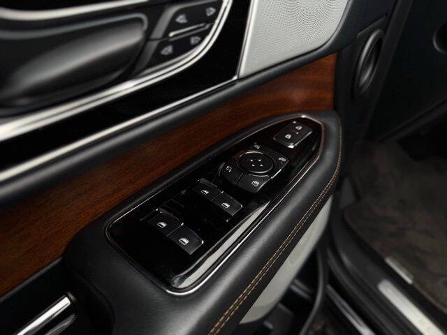 2022 Lincoln Navigator Black Label