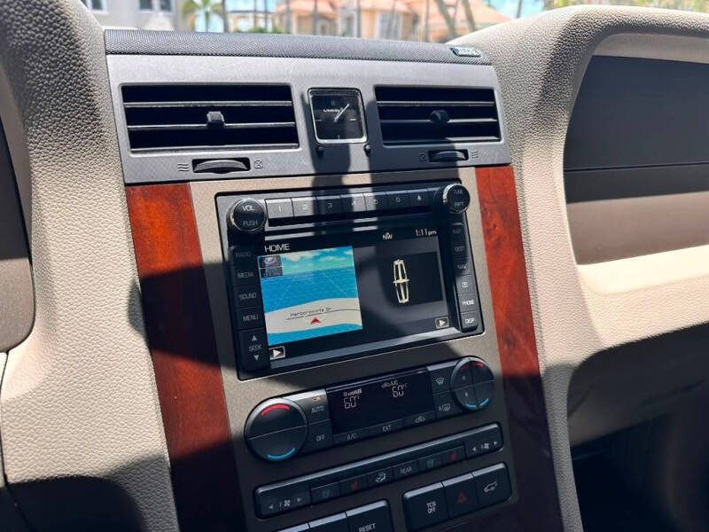 2014 Lincoln Navigator