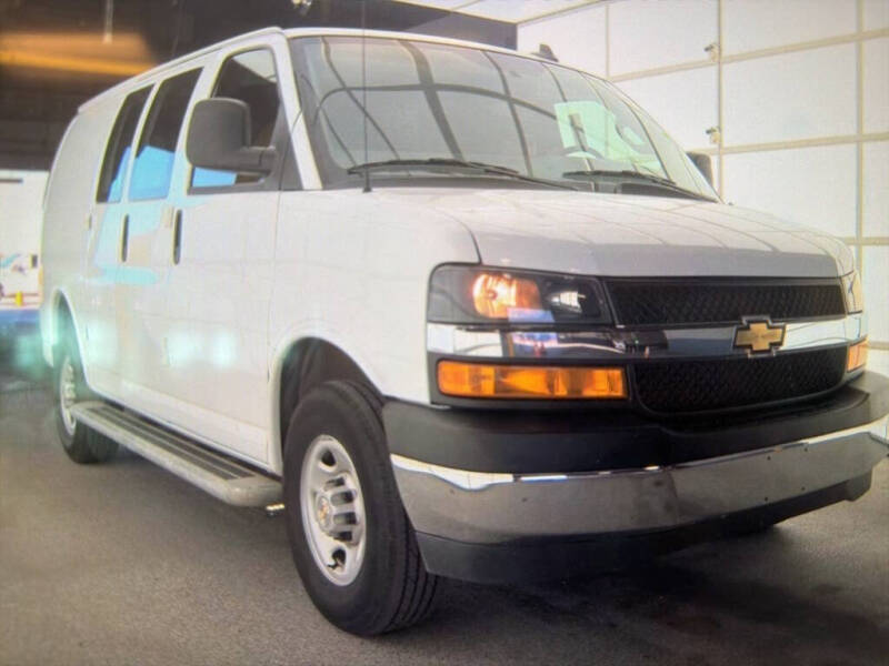 2024 Chevrolet Express 2500