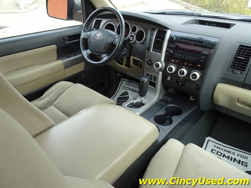 2012 Toyota Sequoia SR5