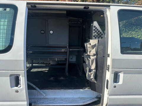 2010 Ford E-Series E-250