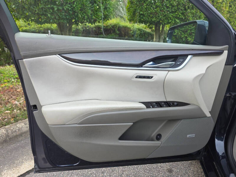 2014 Cadillac XTS Platinum Collection