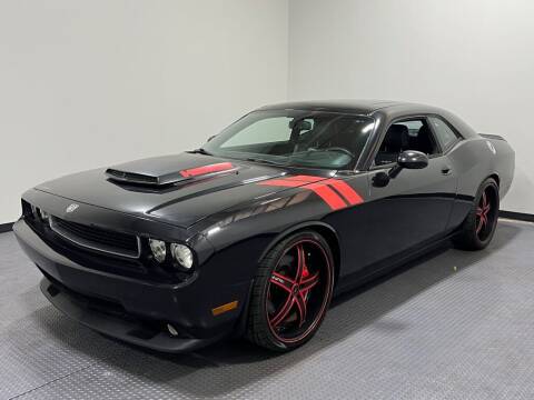 2009 Dodge Challenger for sale at Cincinnati Automotive Group in Lebanon OH