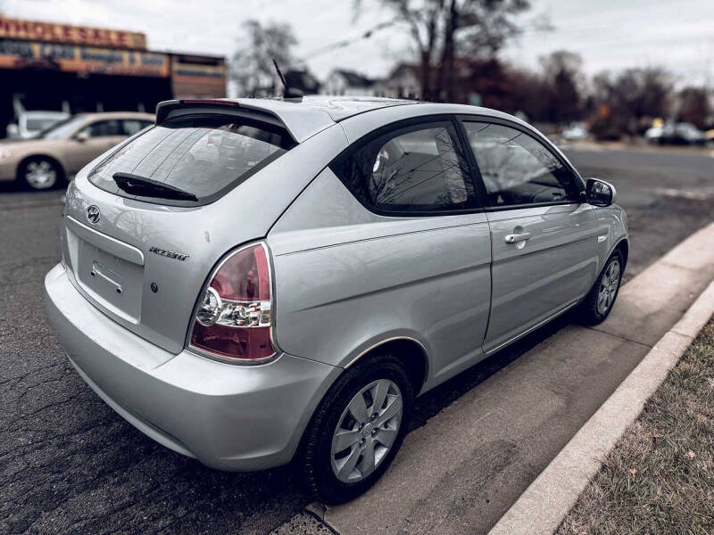 2010 Hyundai Accent GS
