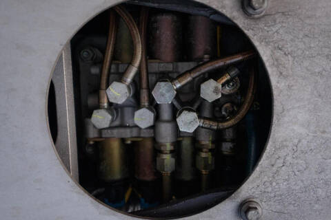 2003 Aston Martin V12 Vanquish