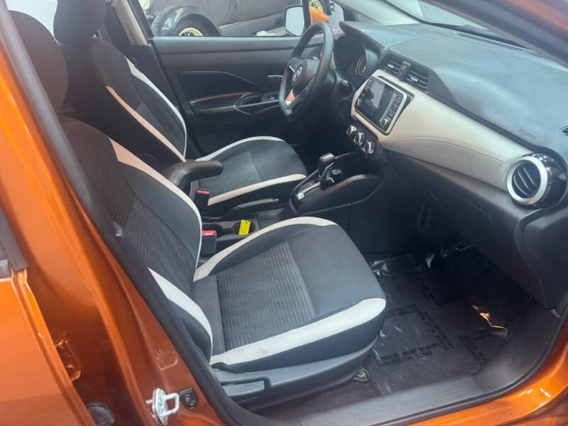 2020 Nissan Versa SV