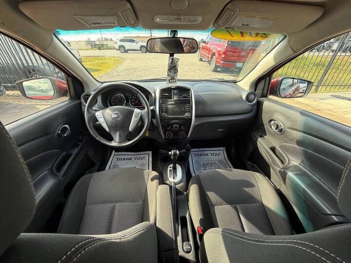 2017 Nissan Versa 1.6 SV