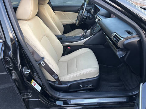 2016 Lexus IS 200t