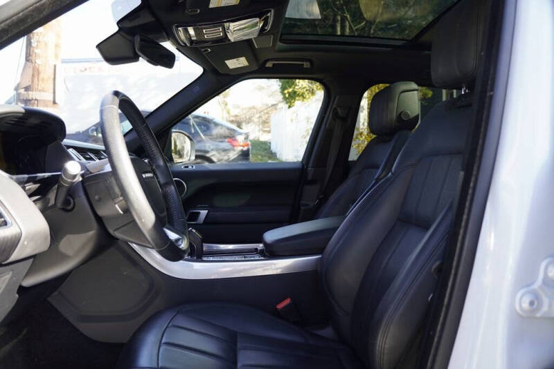 2020 Land Rover Range Rover Sport HSE