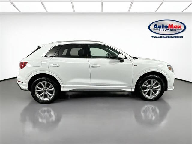 2024 Audi Q3 quattro S line Premium 45 TFSI