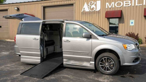 2017 Dodge Grand Caravan for sale at A&J Mobility in Valders WI