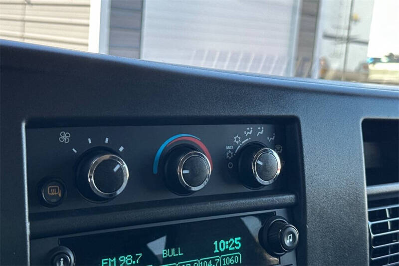 2024 Chevrolet Express LT 3500