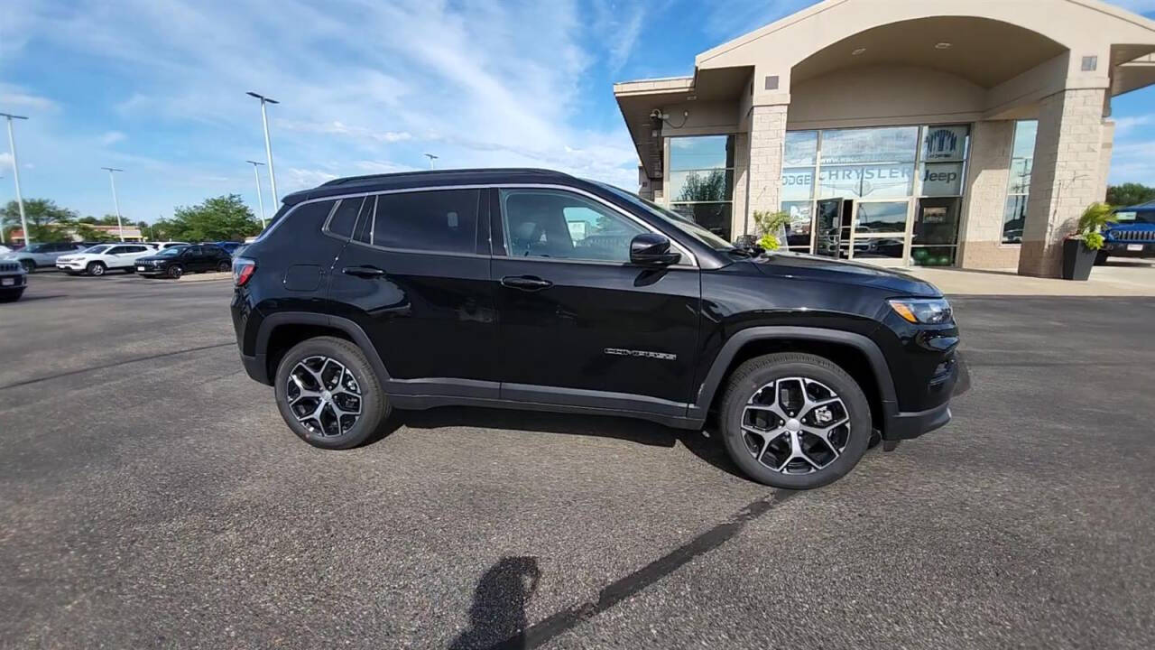 2024 Jeep Compass for sale at Victoria Auto Sales in Victoria, MN